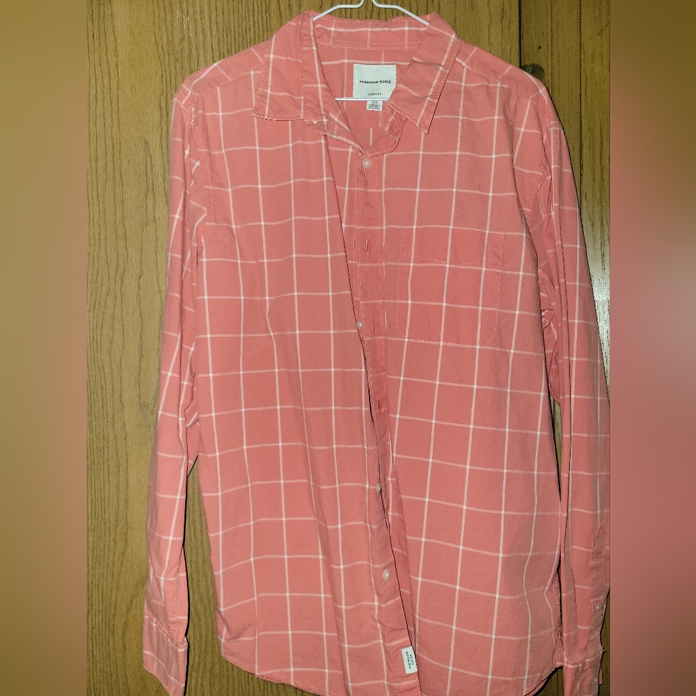 American Eagle Button Up